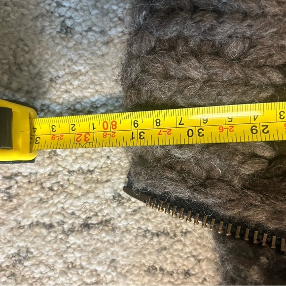 Cowichan authentic XXL or XL full wool in excellent condition- Unisex great cond - Picture 5 of 15